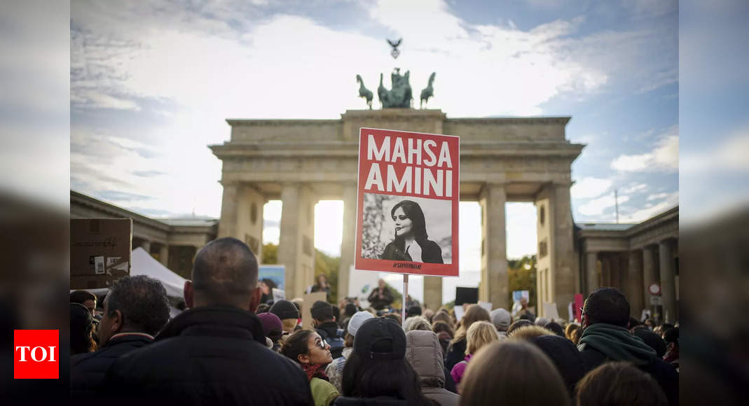 Iran targets celebrities, media over Mahsa Amini protests – Times of India