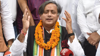 Tharoor faces flak for manifesto showing distorted map of India, later corrects it and apologises for error