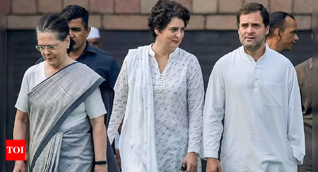 ‘Old guard’ must let go but Rahul, Priyanka not good alternatives: TOI poll on Congress crisis | India News – Times of India