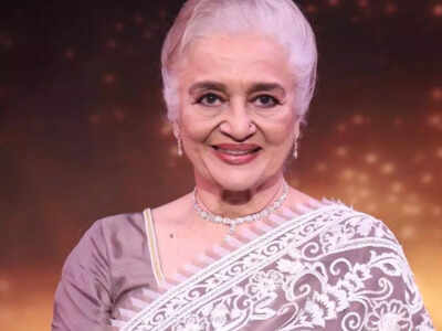 68th National Film Awards: Asha Parekh receives Dadasaheb Phalke award from President Droupadi Murmu