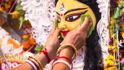Focus on safety & cleanliness during Durga Puja in Patna: DM