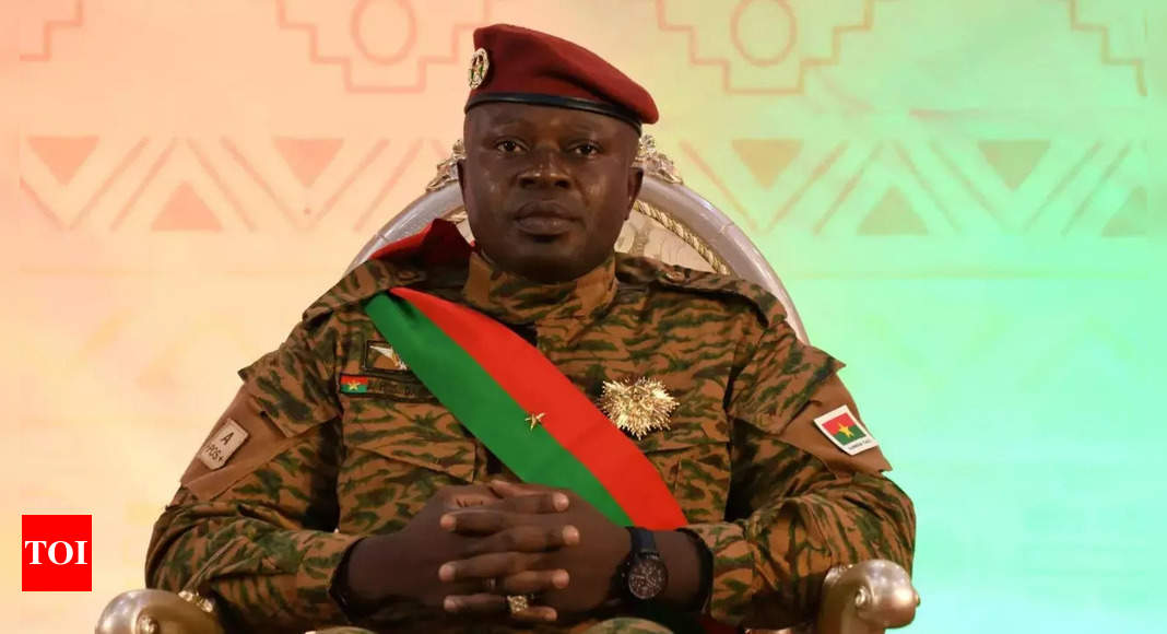 Burkina Faso soldiers announce overthrow of military government – Times of India