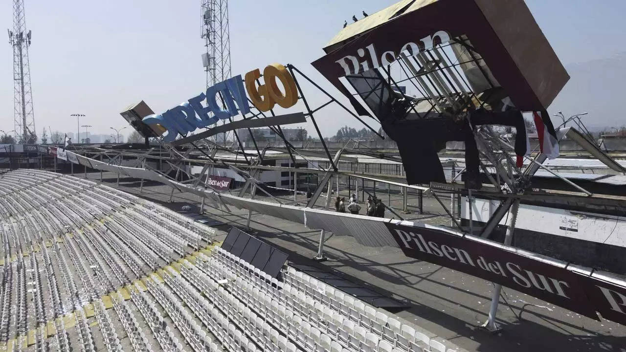 El techo de un estadio en Chile se derrumba durante un entrenamiento abierto |  Noticias de futbol
