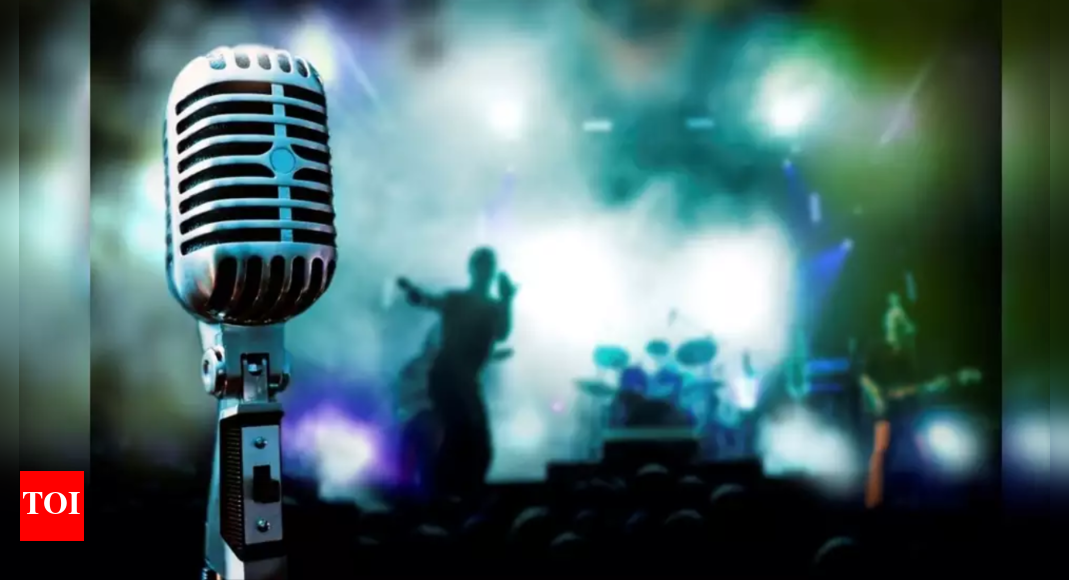 Singing Bars To Stay Open Till 2am On Puja Days Kolkata News Times