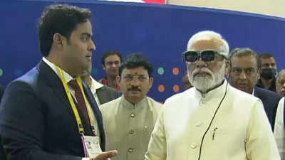 PM Modi launches 5G services at IMC 2022: Experiences Jio Glass, drives car and more