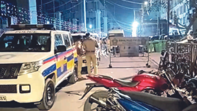 Mumbai: Man opens fire on crowd in Kandivli, kills 1 and injures 3