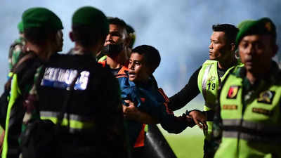 How a deadly crush at a football match in Indonesia unfolded