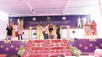 On day 2 of Panjab University youth & heritage fest, plays, dancers enthrall audience