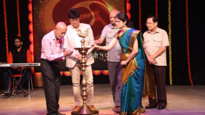 Mumbai Doordarshan celebrates 50th anniversary with touching reunion