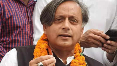 2 ex-ministers, 4 MPs & G23 neta among Shashi Tharoor backers