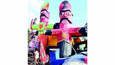 After 2-yr lull, effigy makers eye good business this time