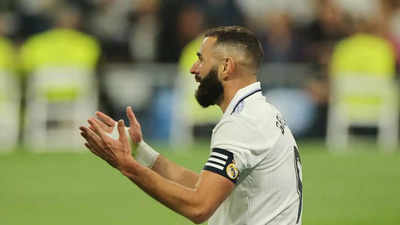 Karim Benzema misses late penalty as Real Madrid held by Osasuna