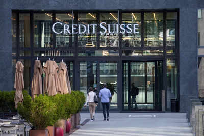 Credit Suisse shares hit record low as CEO fails to calm markets