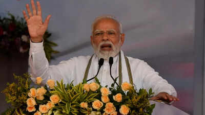 Himachal Pradesh: BJP deploys top guns, Congress remains tied up with 'internal issues'