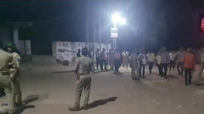 Gujarat: Six people injured as stones pelted during Navratri celebrations in Kheda