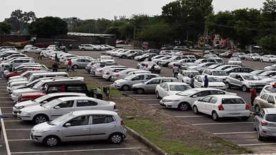 Automobile retail sales rise 11% in Sep on festive fervour, better supplies