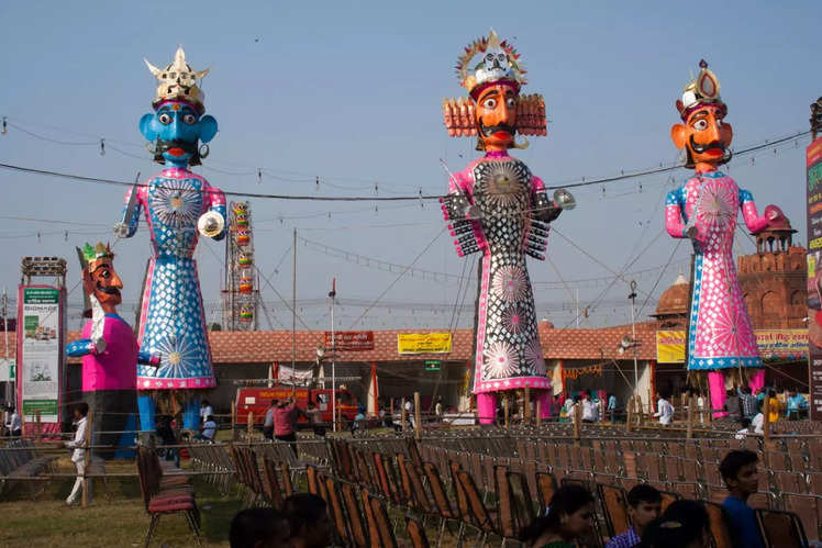 Dussehra: Year’s grandest Ravana Dahan is happening at these places ...