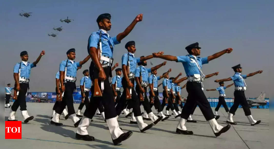 On 90th anniversary, Indian Air Force unveils new combat uniform - India  Today