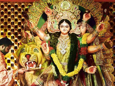 Hyderabadis go all out to celebrate Durga Puja and Navratri with gusto