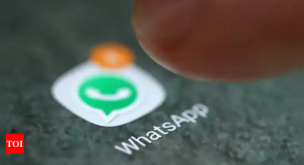 WhatsApp may stop users from taking screenshots of these messages – Times of India