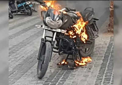 Hyderabad man sets bike on fire after police issue challan: Watch Video!