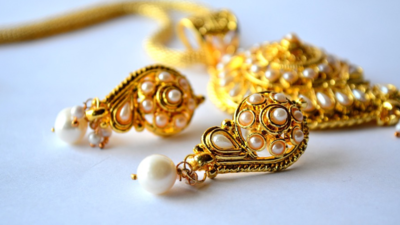 Woman alleges colleagues stole jewellery worth Rs 1.8 lakh in Gurugram