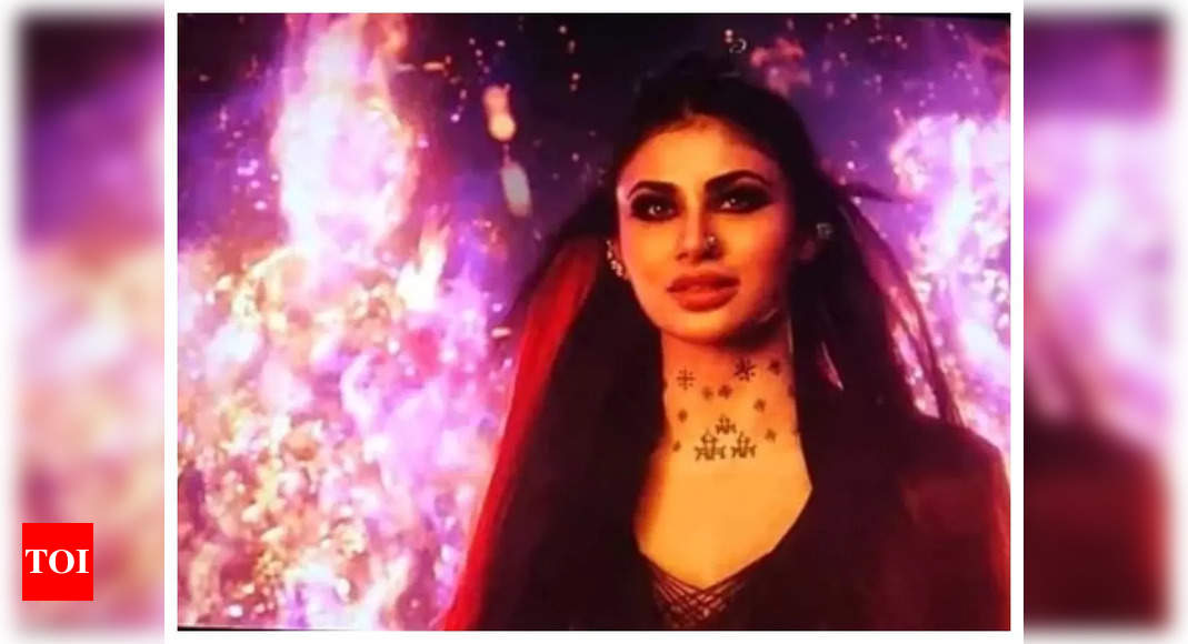Mouni Roy REACTS to fan comment that her role was more important than that of Alia Bhatt in ‘Brahmastra’ – Times of India