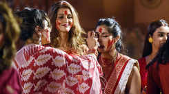 Rani Mukerji, Kajol and Tanishaa Mukerji participate in Sindoor Khela
