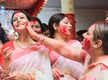 
Koel Mallick celebrates Vijaya Dashami, participate in Sindoor Khela with family

