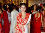 Rani Mukerji, Kajol & other stars soak in the festive spirit as they attend Sindoor Khela celebrations