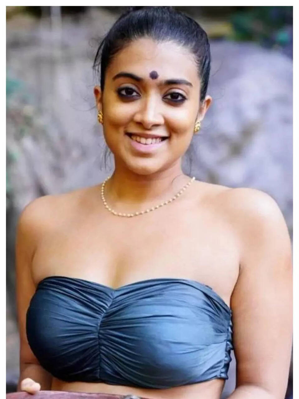 Madhuri tamil actress hot