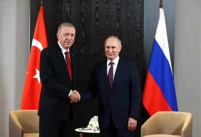 Erdogan and Putin discuss improving ties, ending Ukraine war