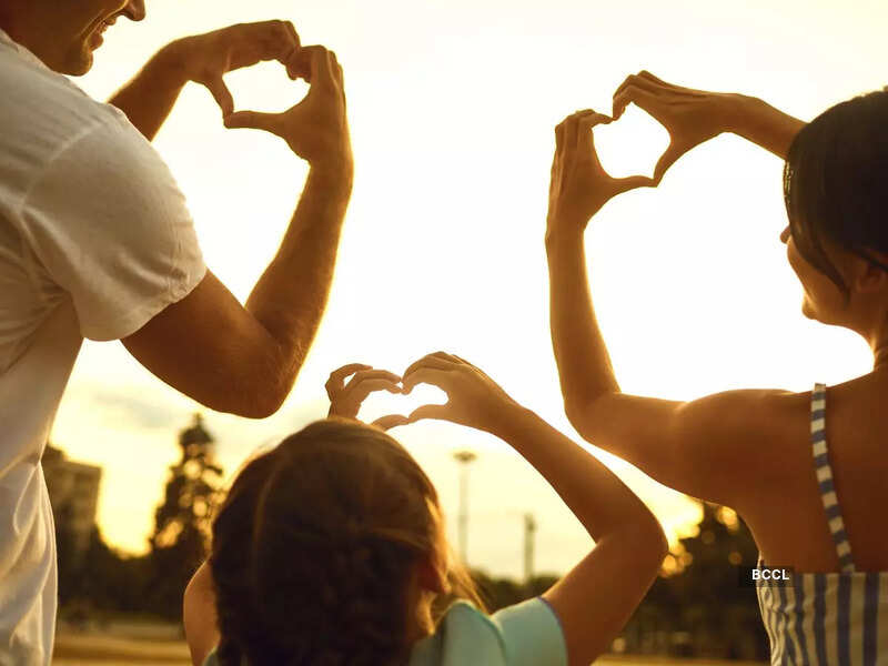 5 good practices on how to build happy families and raise resilient children