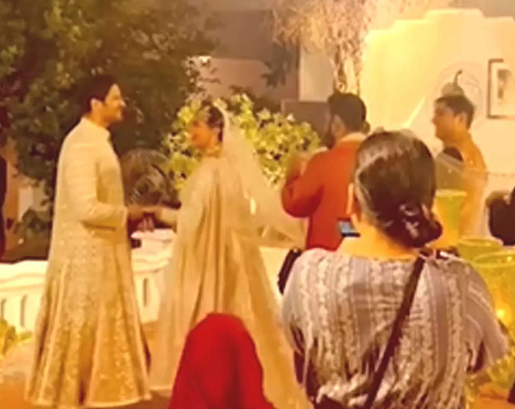 
Ali Fazal and Richa Chadha get trolled after their Lucknow reception video goes viral: 'Oh gosh this is not at all dreamy entry'

