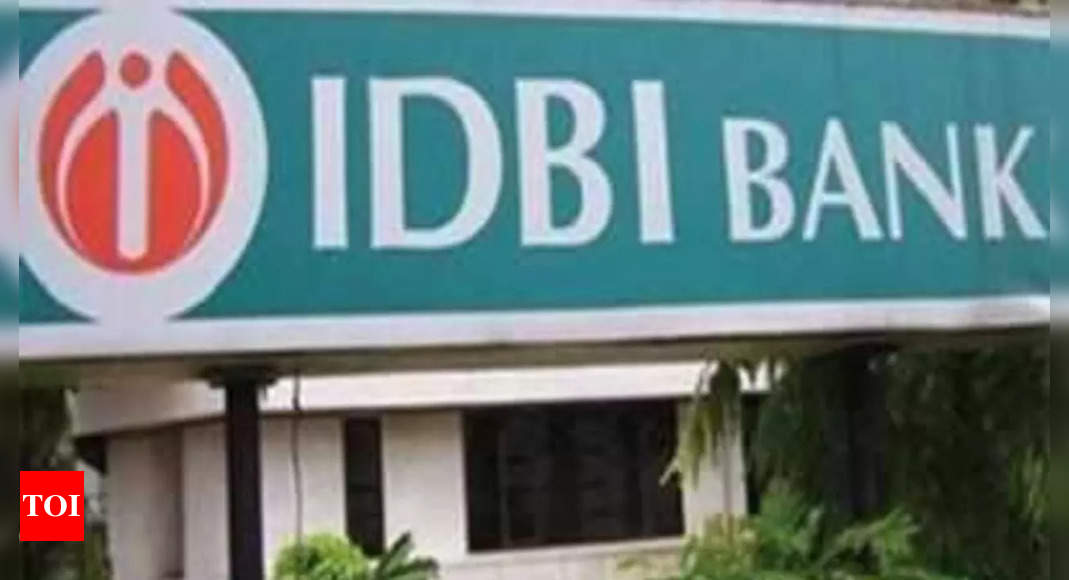 Govt invites bids for IDBI Bank privatisation; Centre, LIC to sell 60.72% – Times of India