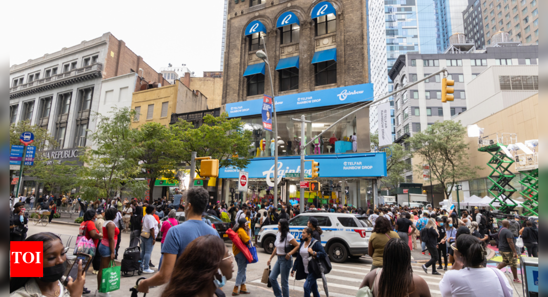 Mayor declares state of emergency for New York City over migrants ...