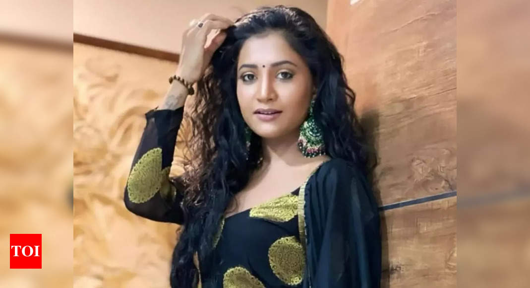TV actress Saarvie Omana reveals why she changed her name - Times of India