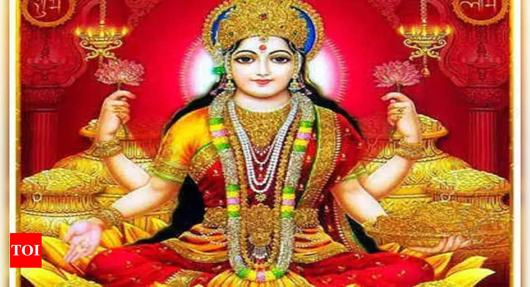 Kojagiri Purnima 2022 How To Please Goddess Laxmi On Sharad Purnima Times Of India 2474