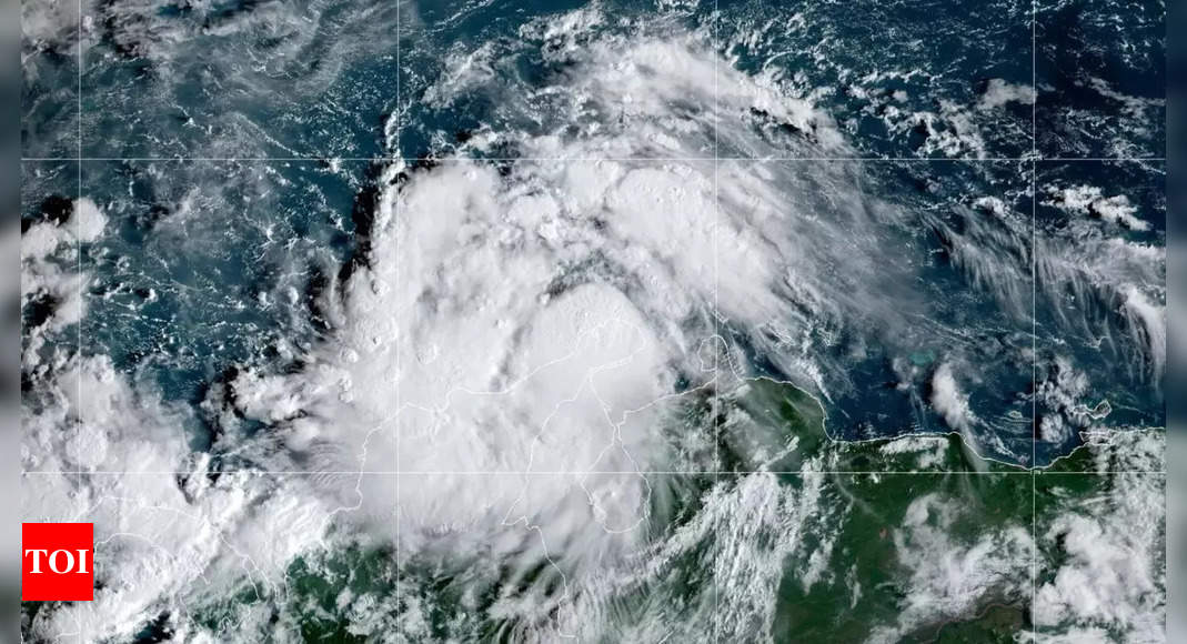 La tempête tropicale Julia devrait devenir un ouragan au large de la côte est de l’Amérique centrale
