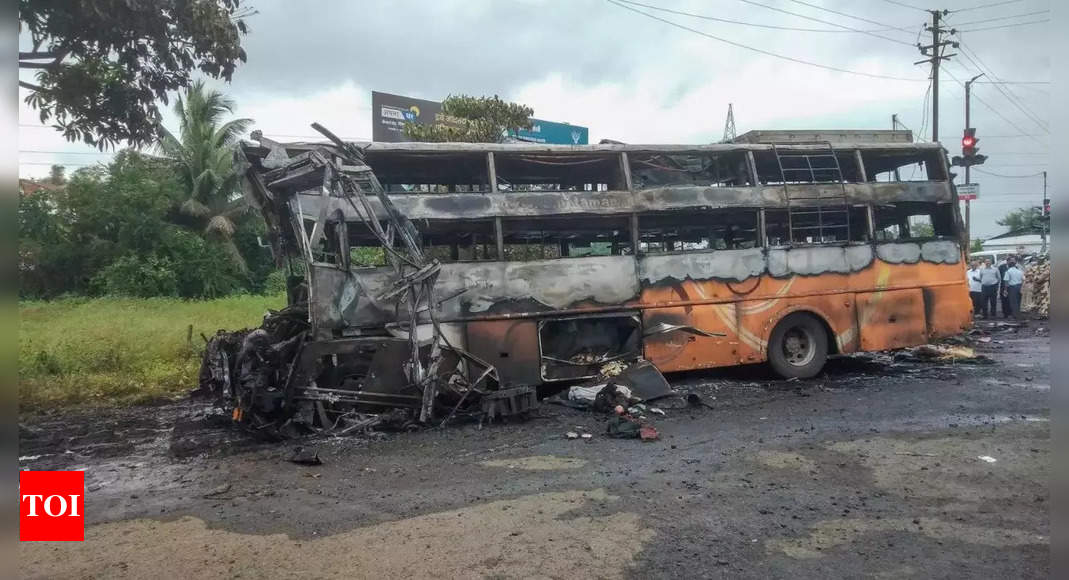 12 die in sleep as bus catches fire after hitting truck | Nashik News ...