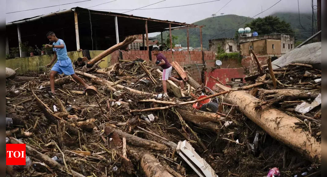22 dead, more than 50 missing in Venezuela landslide – Times of India