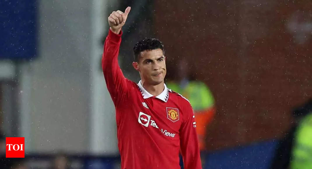 Cristiano Ronaldo's Manchester United 2021/22 Match Shirt - CharityStars