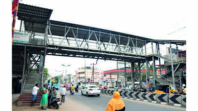 Work begins to relocate foot overbridge at Kuniyamuthur