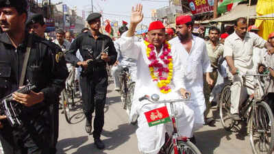 Mulayam Singh Yadav: A wrestler who mastered his moves