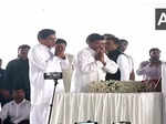 Mulayam Singh Yadav's funeral: All party leaders pay tribute to 'Netaji'