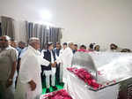 Mulayam Singh Yadav's funeral: All party leaders pay tribute to 'Netaji'