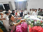 Mulayam Singh Yadav's funeral: All party leaders pay tribute to 'Netaji'