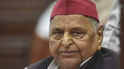 Samajwadi Party patriarch Mulayam Singh Yadav cremated with full state honours