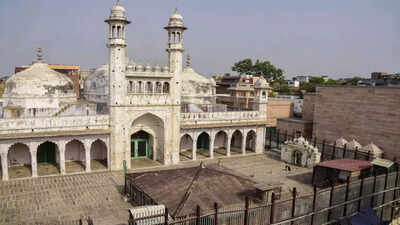 Varanasi: AIM opposes VVSS petition seeking ban on entry of Muslims in Gyanvapi mosque