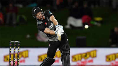 Glenn Phillips shines as New Zealand reach T20 tri-series final